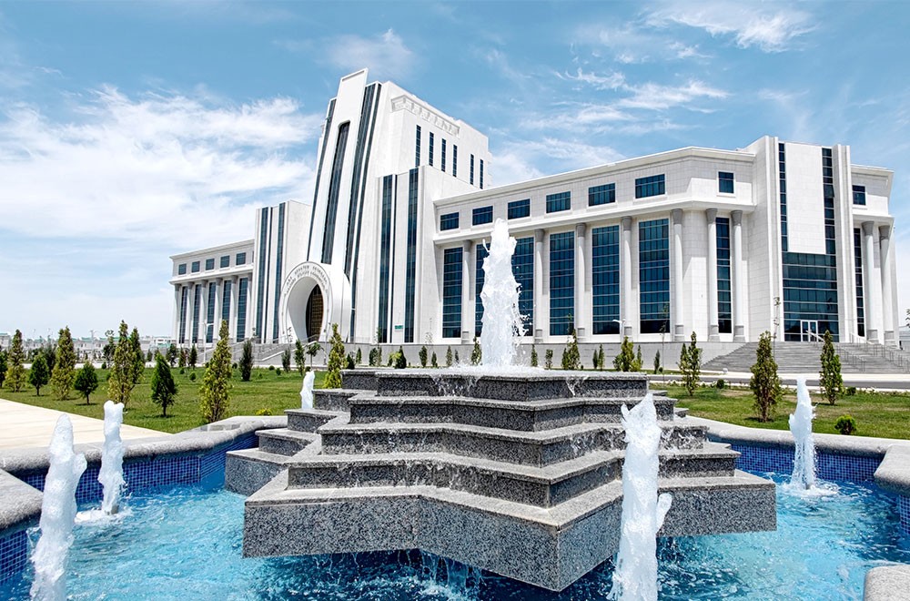 ABA ANNAÝEW ADYNDAKY HALKARA ATÇYLYK AKADEMIÝASY