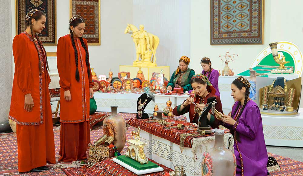 Sungatda bedewleriň waspy