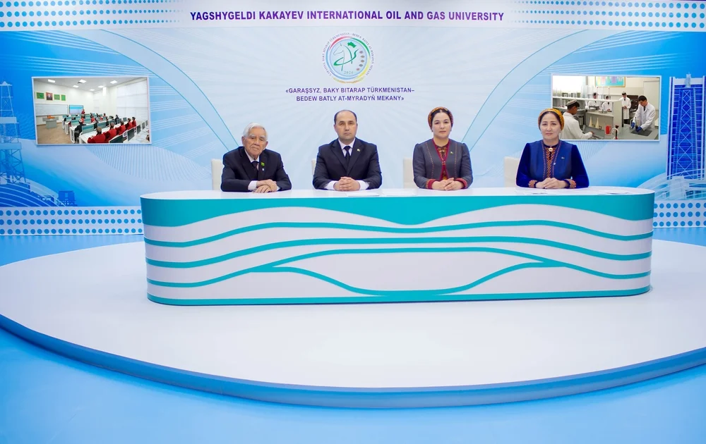 «Türkmenistan — dostlugyň mekany» atly tegelek stoluň başynda söhbetdeşlik geçirildi