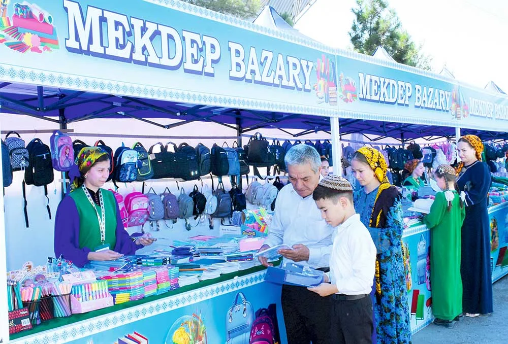 Mekdep bazarlarynda söwda gyzyşýar