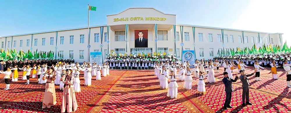 Bilimler we talyp ýaşlar güni mynasybetli dabaraly çäreler