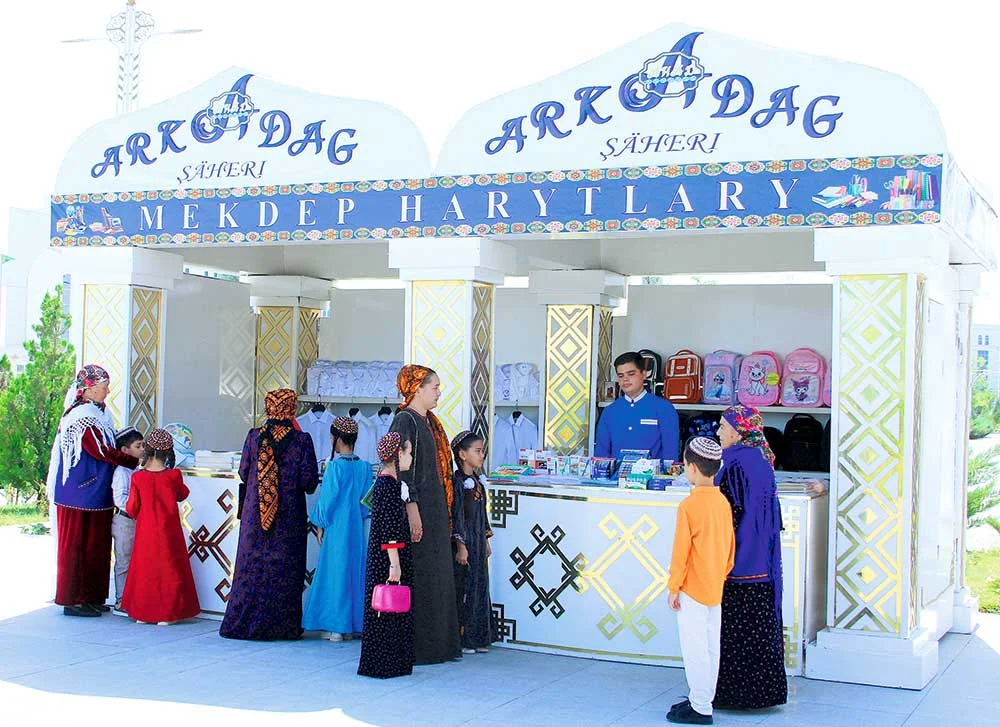 «Akylly» şäherde mekdep bazarlary
