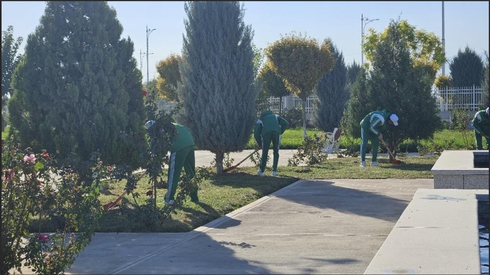 KÖPÇÜLIKLEÝIN EKOLOGIÝA ÇÄRELERI – WATANYMYZYŇ GÜLLÄP ÖSMEGINE GOŞANTDYR