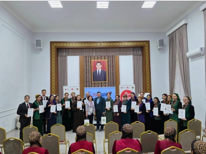 Bilim ulgamynda halkara hyzmatdaşlygy ösdürmäge gönükdirilen işler