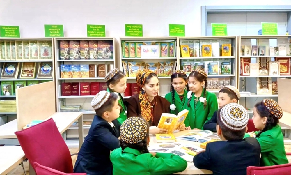 KITAPLAR DÜNÝÄSI – BILIMLER DÜNÝÄSI