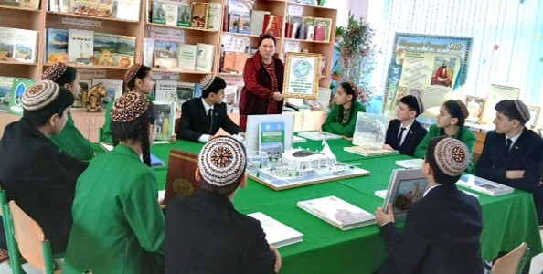 “AT – MYRAT” ATLY SÖHBETDEŞLIK GEÇIRILDI