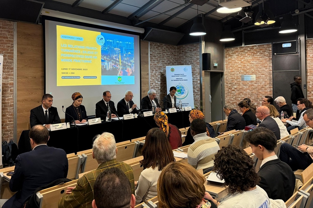 Parižde Türkmenistanyň DIM-niň HGI-niň rektory akademiki hyzmatdaşlygy ösdürmek boýunça başlangyçlary hödürledi