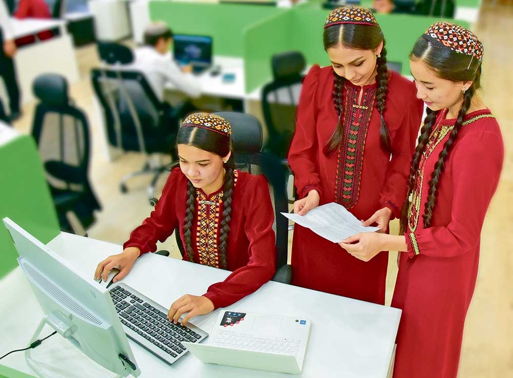 Türkmen ýaşlary 2026-2027-nji okuw ýylynda Hytaýyň we Wengriýanyň ýokary okuw mekdeplerinde bilim alyp bilerler