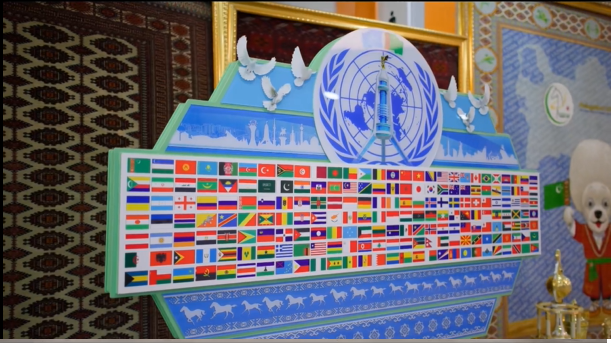 Halkara ders bäsleşiklerinde ýeňiji bolan ýurdumyzyň ýaşlaryna Arkadagly Gahryman Serdarymyzyň Şa serpaýynyň gowşurylyş dabarasy