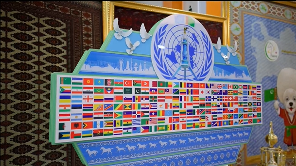 Halkara ders bäsleşiklerinde ýeňiji bolan ýurdumyzyň ýaşlaryna Arkadagly Gahryman Serdarymyzyň Şa serpaýynyň gowşurylyş dabarasy